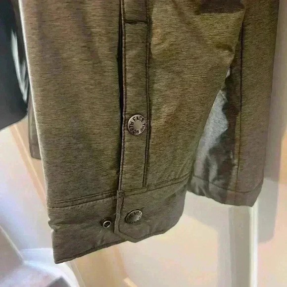 Men's The North Face Heather Gray Insulated Button Up Puffer Shirt Jacket Size L - Picture 5 of 6